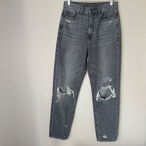 American Eagle Highest Rise Mom‎ Jean Size 6 Black Distressed Holes - Picture 1 of 4